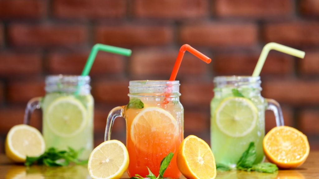 Homemade Electrolyte Lemonade