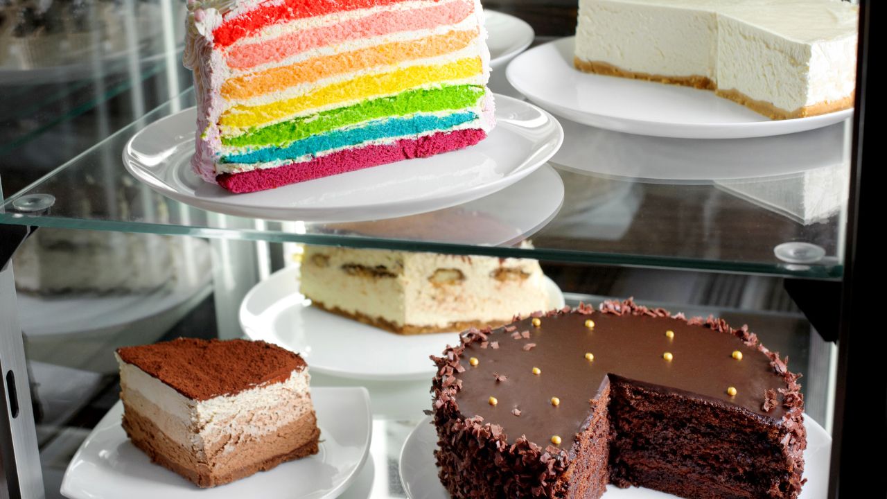 How to Store Cake to Last Longer